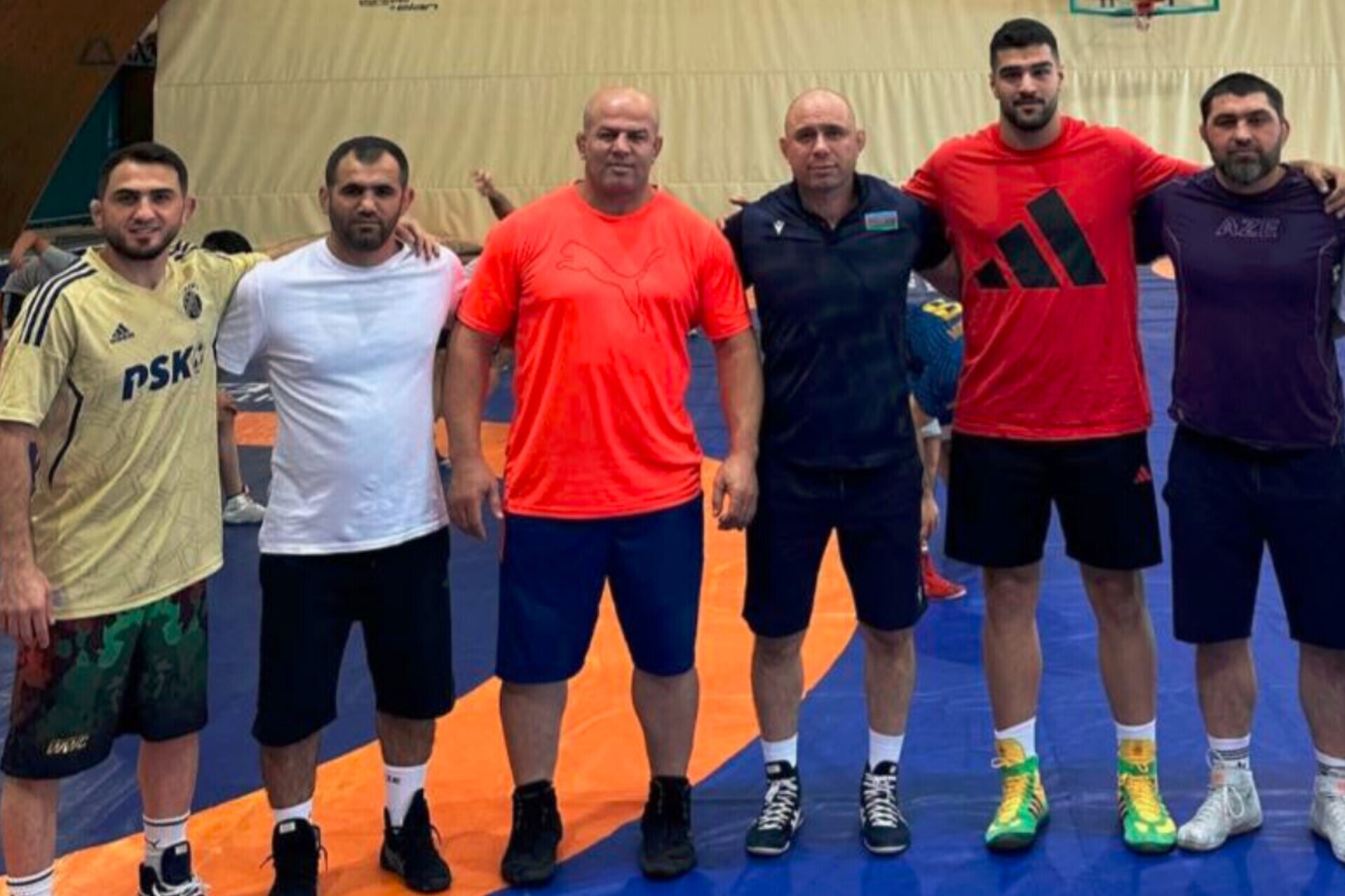 «جدیت» تنها دستاورد سفر معصومیها به آذربایجان؛ هنوز نه خانی آمده و نه خانی رفته! «جدیت» تنها دستاورد سفر معصومیها به آذربایجان؛ هنوز نه خانی آمده و نه خانی رفته!