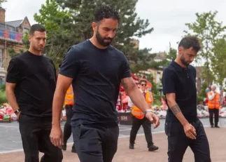 حضور فرناندز، دالو و آموریم از منچستریونایتد در آنفیلد برای ادای احترام به ژوتای مرحوم