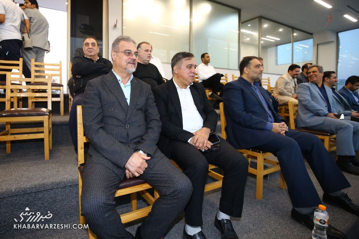 جذب آل کثیر از اول هم اشتباه بود/ ای کاش استقلال پول نداشت/ بعد از کاریله دوباره یک اشتباه تکرار شد!/ استقلال این فصل هم نتیجه نمی‌گیرد