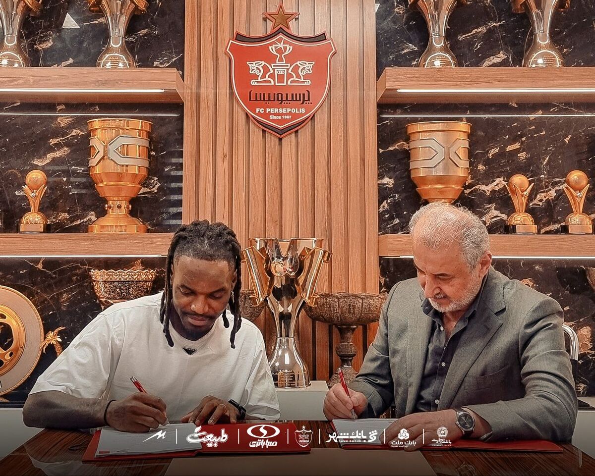 آش استقلال با وجود دو آشپز به این روز افتاد/ مقصر اصلی این وضعیت مالک باشگاه است/ ساپینتو هم فهمید در استقلال هرکسی ساز خودش را می‌زند