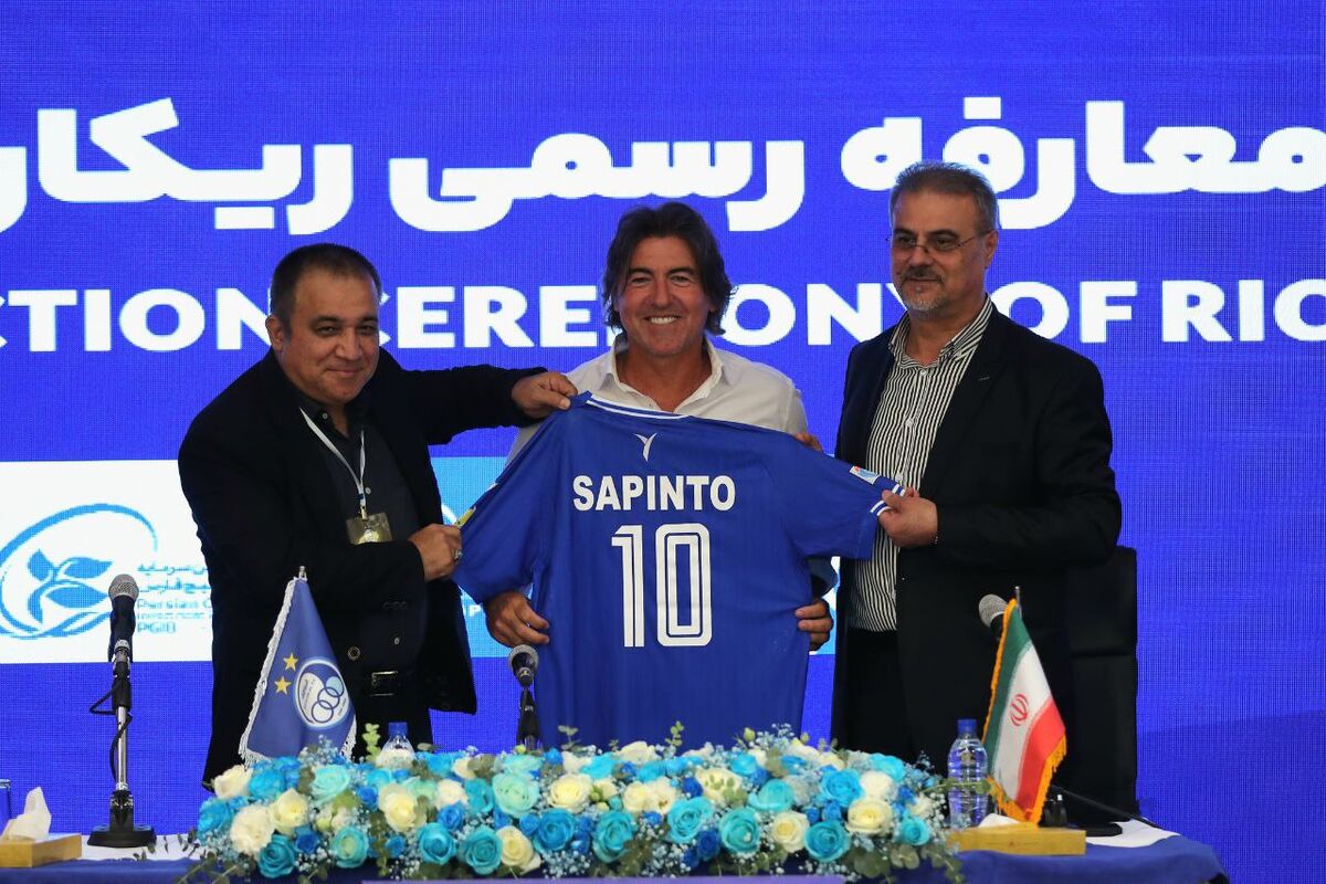 پیراهنم را به ساپینتو دادند ولی خودم را دعوت نکردند!/شاید مدیران استقلال به خاطر مصاحبه هایم نخواستند در مراسم باشم