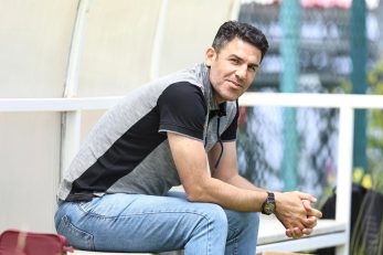 حسین بادامکی به عنوان مربی به کادرفنی خیبر خرم آباد اضافه شد