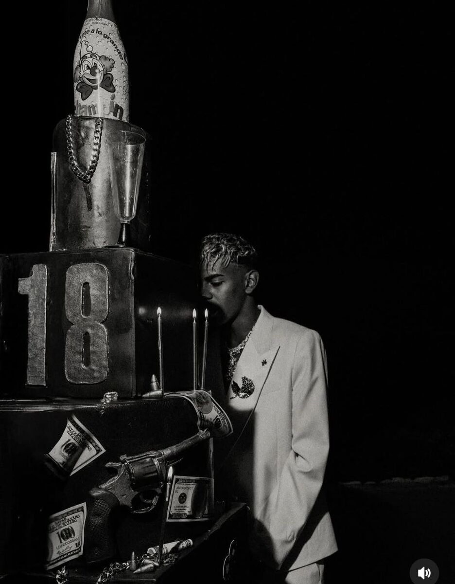 آقای نابغه با لباس آل پاچینو به سن قانونی رسید! +عکس