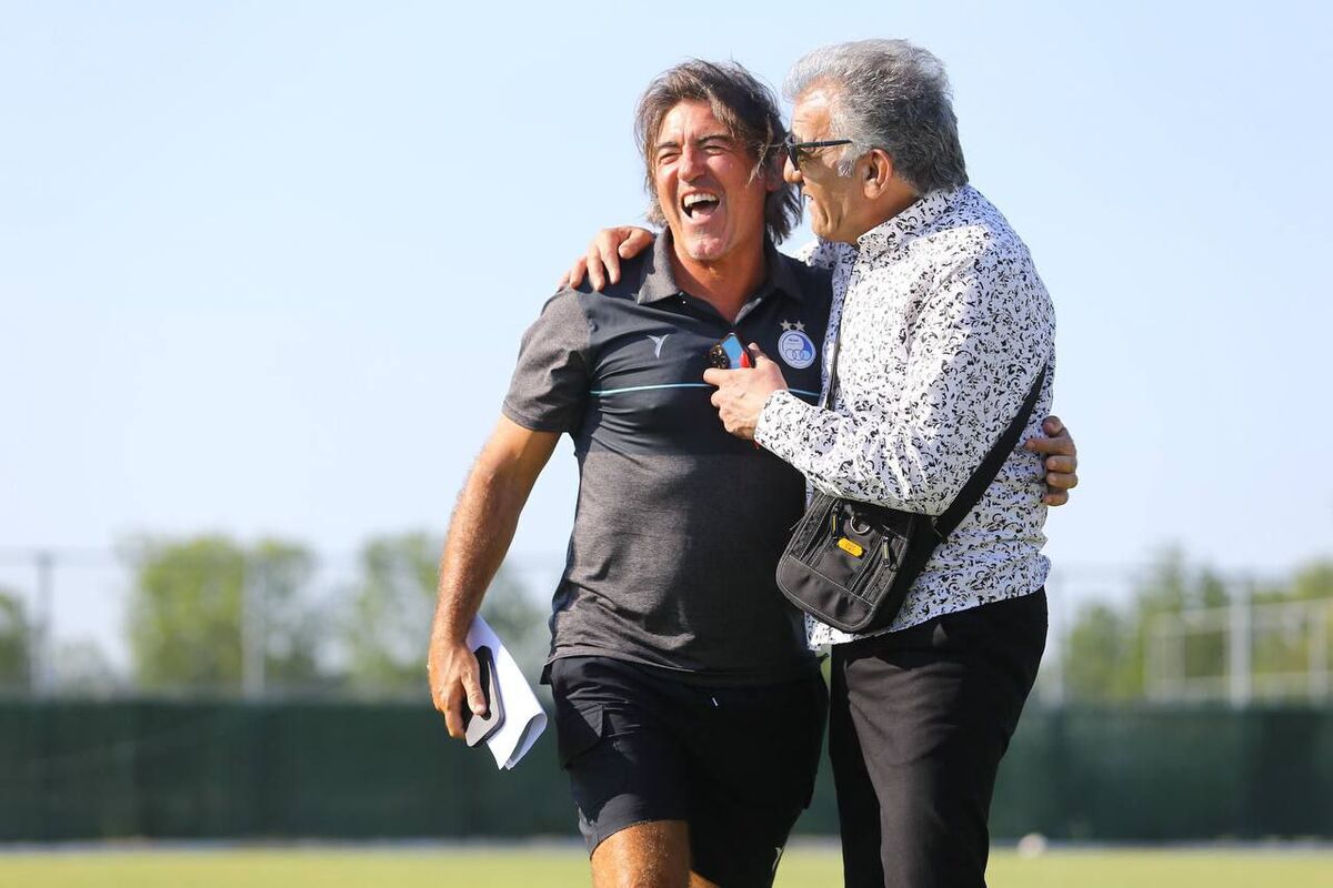 تصویر دیده نشده از سرمربی و سرپرست استقلال!