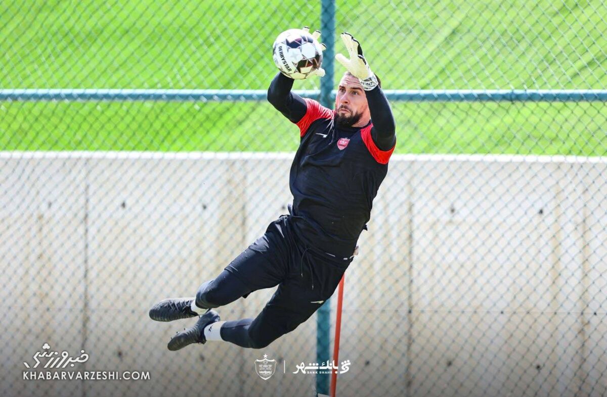 یک پرسپولیسی در تمرینات ترکیه احساس خطر کرد/ تردید بزرگ وحید هاشمیان برای شروع فصل +عکس