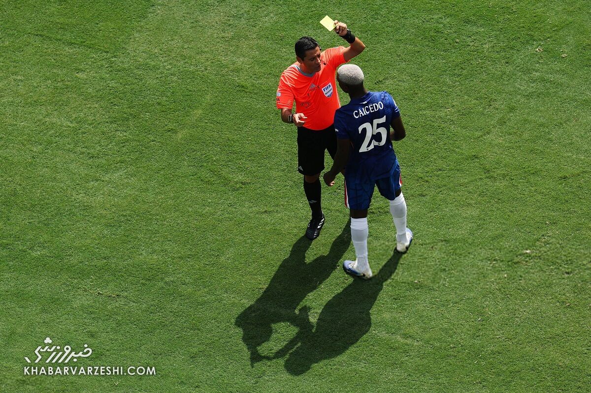 «بی‌داوری» هم به مشکل «بی‌آبی» اضافه شد!/ همسایه‌های کوچک ایران در جام‌جهانی نماینده دارند ما نه!/ آقای وزیر! یقه مقصران این آبروریزی را بگیرید