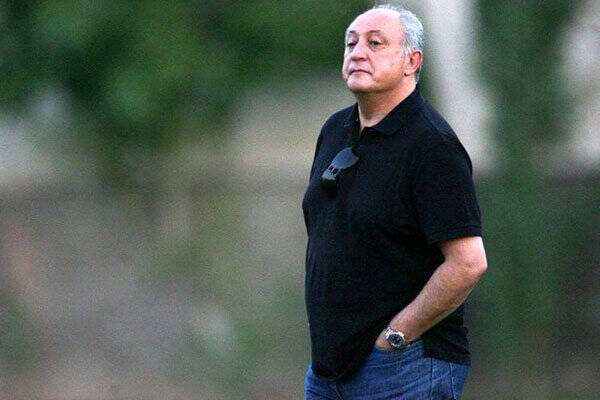 4318614 پشت پرده مخالفت باشگاه با بازگشت یک استقلالی به تیم ساپینتو/ یکی از مدیران پرنفوذ باشگاه مخالف شدید درخواست مرد پرتغالی