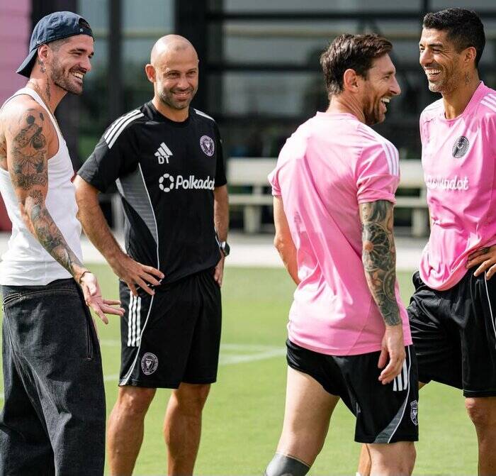 شماره ۷ اینترمیامی بر تن بادیگارد مسی