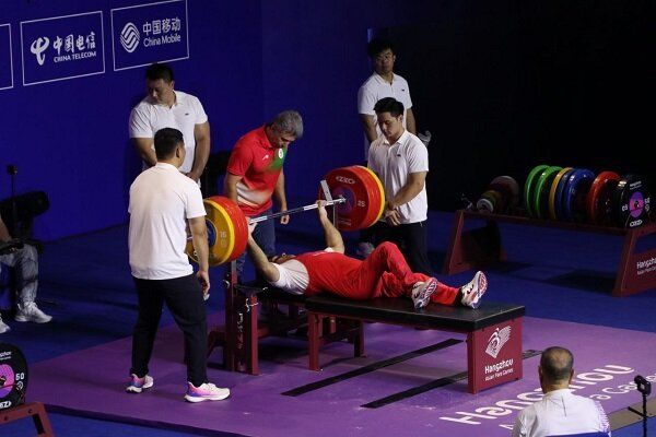 محمدی: مسابقات پاراوزنه‌برداری بازی‌های کشورهای اسلامی استاندارد نیست