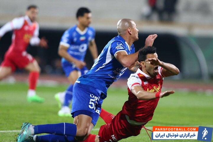 علی لطیفی : ریکاردو ساپینتو ابزار لازم برای اجرای سبک خود را در اختیار ندارد