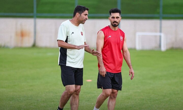 5598786 وحید هاشمیان: به بایرن مونیخ و تیم ملی هم فکر میکنم؛ کپی اشتباه است!