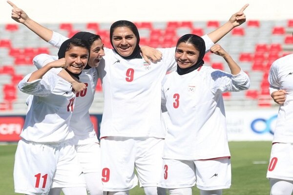 5600692-1 مسیر صعود از دل بحران؛ زنان ایران برای رسیدن به آسیا فقط باید ببرند