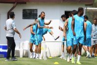 روزبه چشمی : بازیکنان مدنظر ساپینتو در استقلال باید جذب شوند