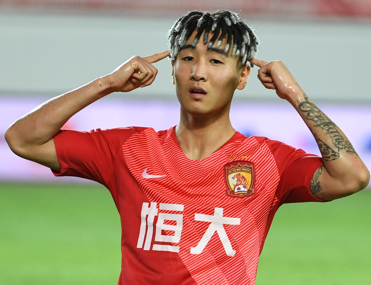 5d1aac06a3103dbf57a7115d وی شیهائو در گوانگژو اورگرانده