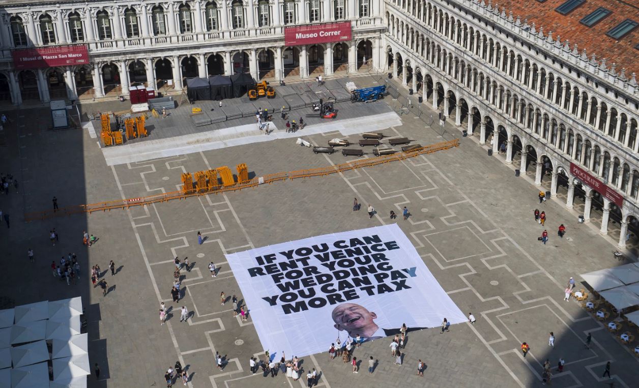 اعتراض به جف بزوس در ونیز