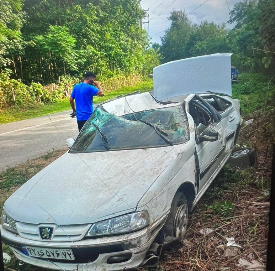 894685_206 خودروی ناصر علیزاده بعد از تصادف