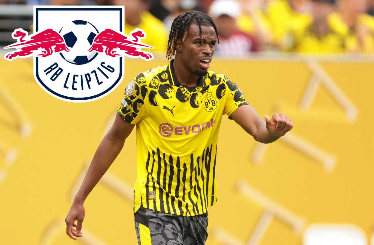 carneychukwuemeka_dortmund_july2025 کارنی چوکووئمکا هافبک انگلیسی - دورتموند