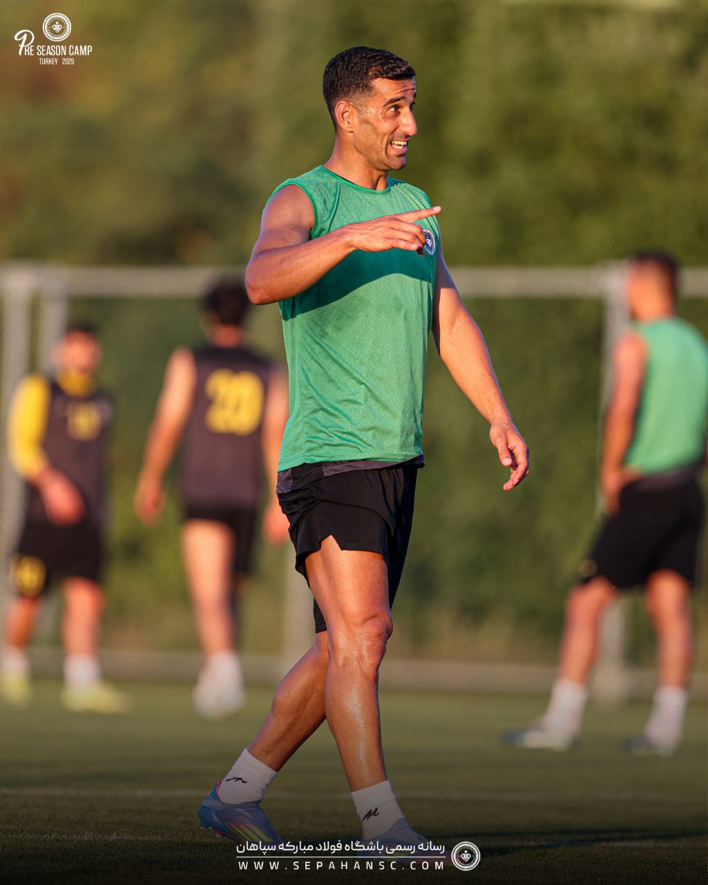 احسان حاج صفی دفاع چپ سپاهان اصفهان