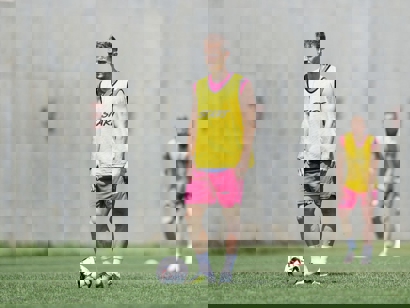 عکس از تیبور حالیلوویچ هافبک کروات تراکتور در تمرین