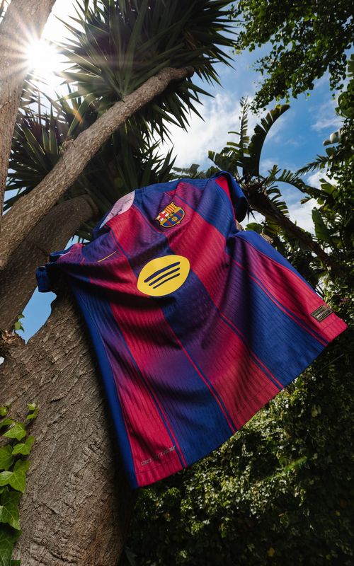 gu1zjxkwmaa7fwc پیراهن اول بارسلونا در فصل 26-2025