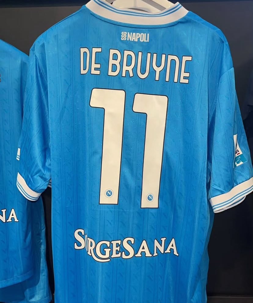 پیراهن کوین دی بروین در ناپولی