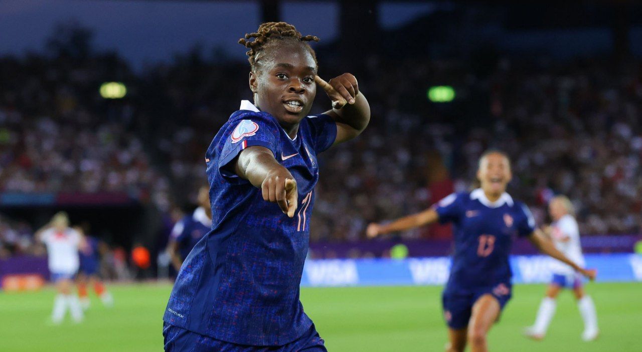 مدافع عنوان قهرمانی با شکست آغاز کرد