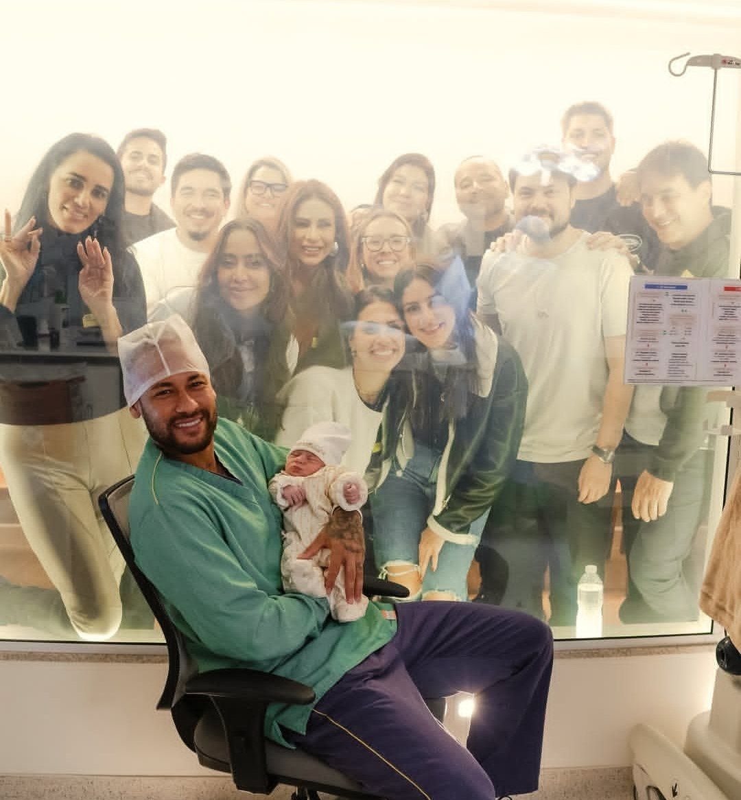 رونمایی از چهارمین فرزند نیمار