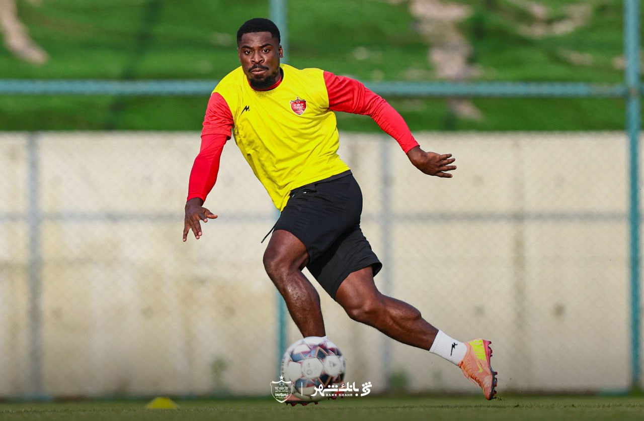 عکس از سرژ اوریه در تمرینات پرسپولیس