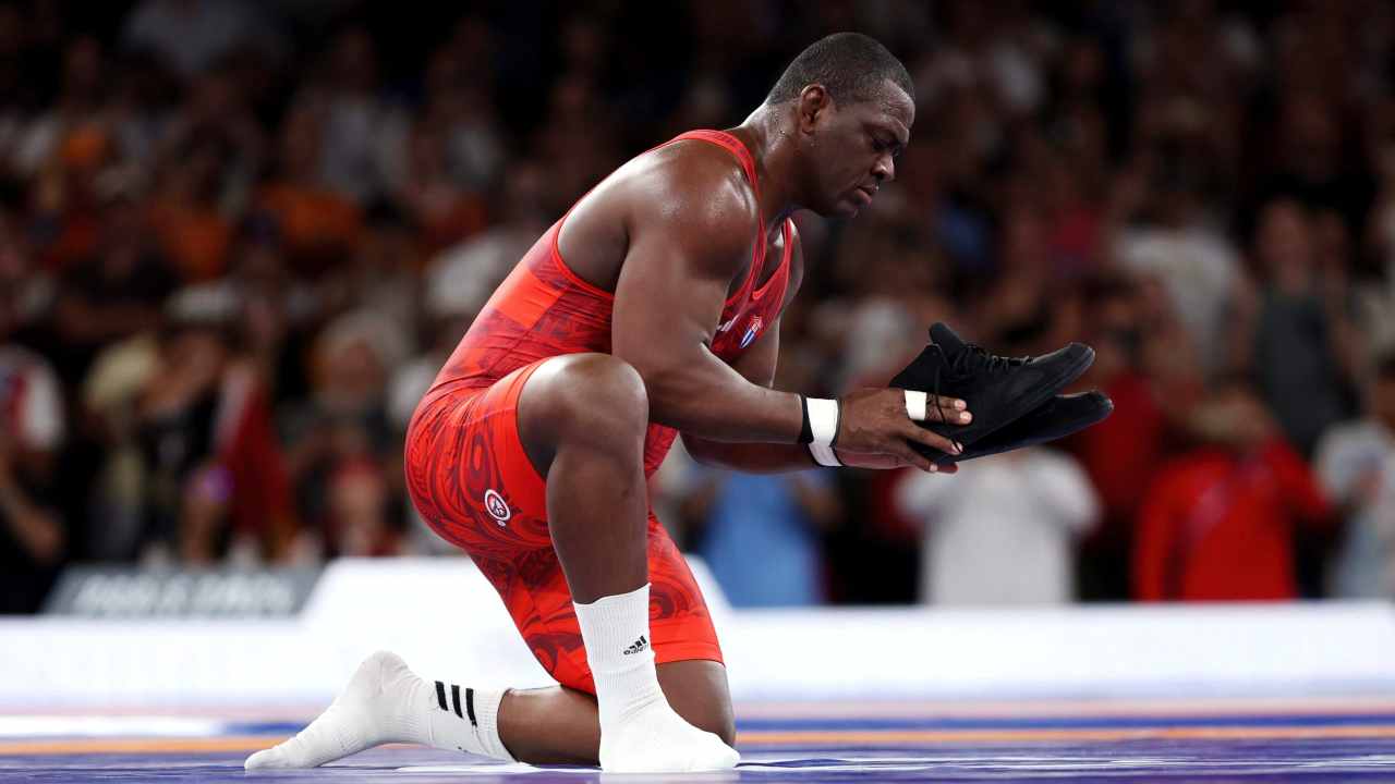 میخاییل لوپز