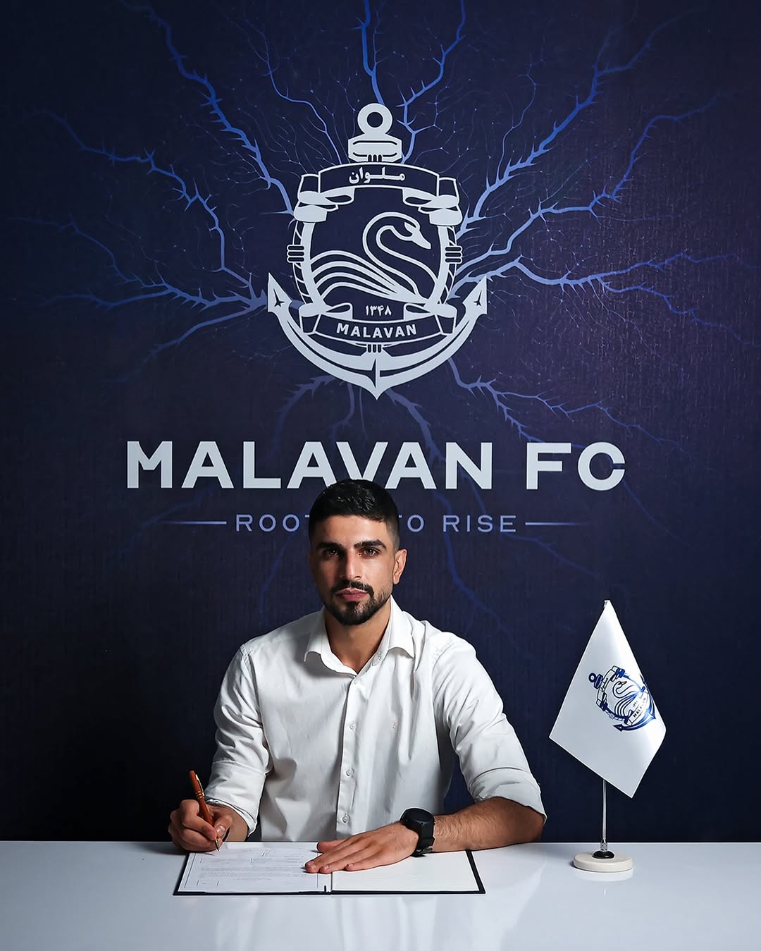 mohammadpapi-malavan-2025 محمد پاپی هافبک مدافع جدید ملوان بندرانزلی - لیگ برتر ایران