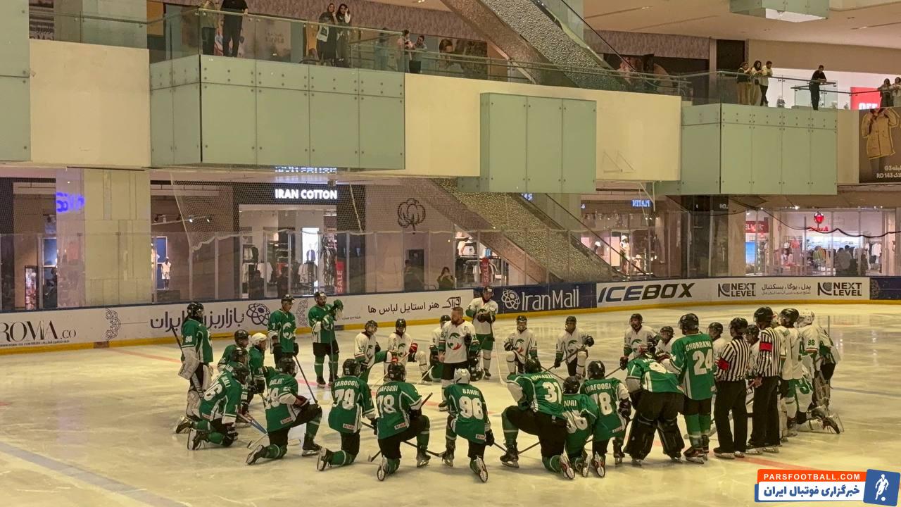 تصاویر به یادماندنی از دیدار دوستانه تیم ملی و تیم امید هاکی روی یخ