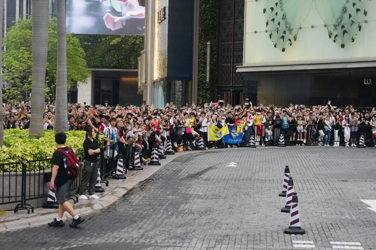 1-105 کریستیانو رونالدو در هنگکنگ ستاره بیچونوچرای سوپرجام