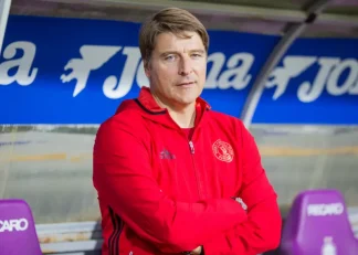 میشائیل اوینینگ مربی جدید پرسپولیس وارد ایران شد