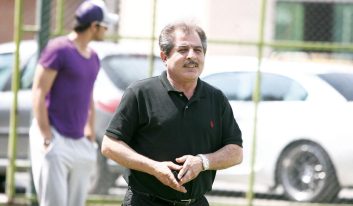 محمد پنجعلی: بهدلیل شرایط بیماری فعلا قادر به پاسخگویی شما عزیزان نیستم