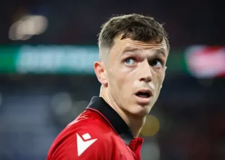 یاسر آسانی خرید جدید استقلال عکس پروفایل خود را تغییر داد