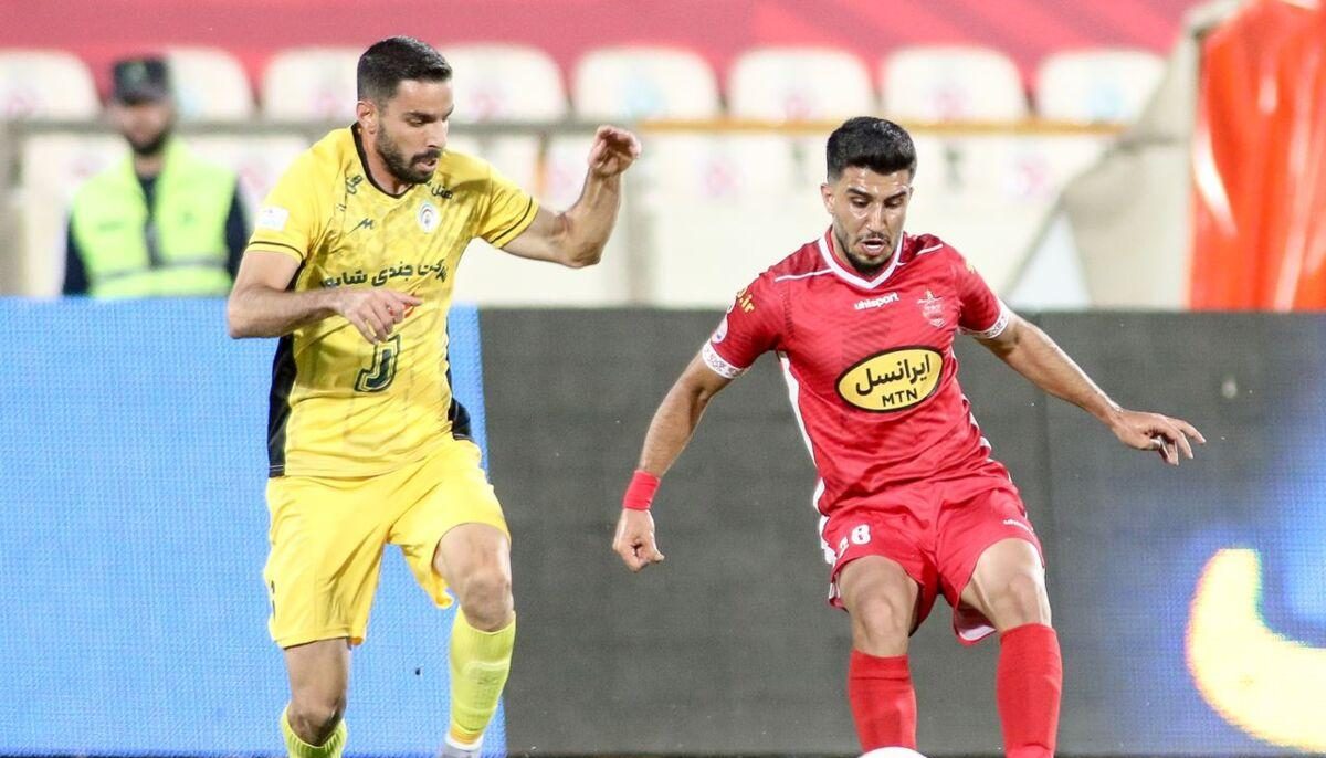 محمد شریفی هافبک پیشین پرسپولیس راهی استقلال خوزستان شد