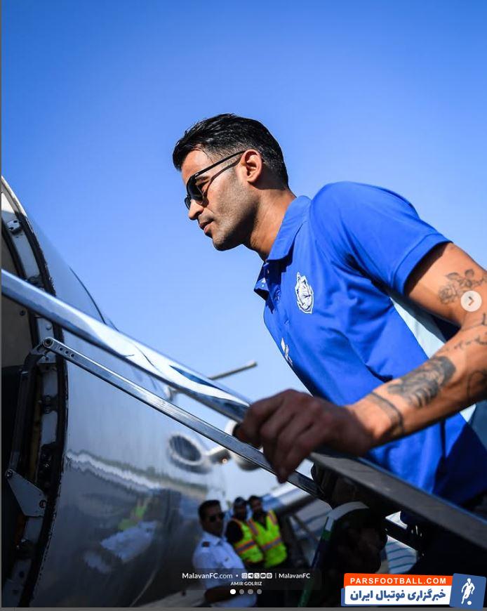 عیسی آل کثیر با پیراهن آبی ملوان بر تن دیده شد