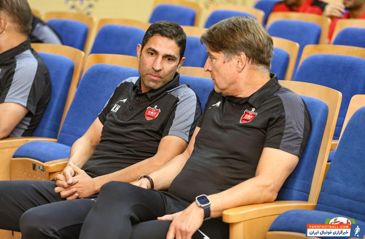 مراسم معارفه میشائیل اوینینگ به بازیکنان پرسپولیس دیروز توسط افشین پیروانی