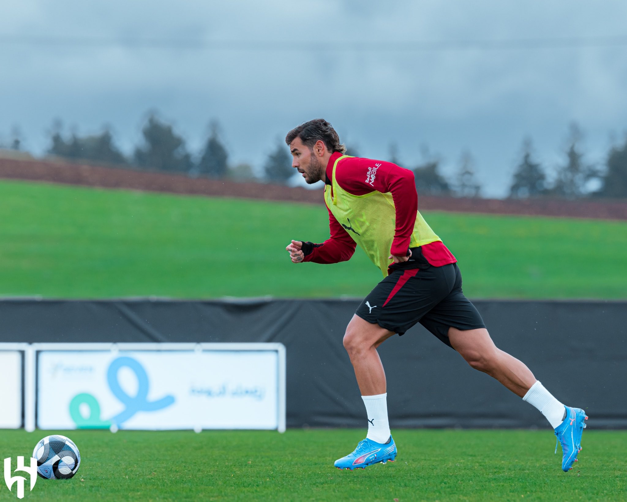 20250802_223607 عکس از تئو هرناندز دفاع چپ فرانسوی در تمرینات الهلال