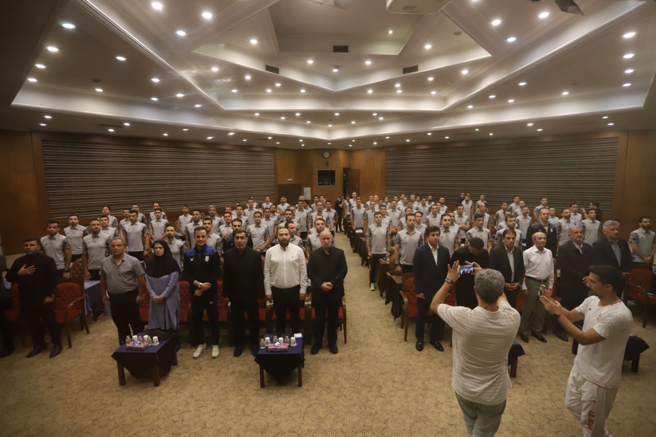 1- تصمیمات لالیگایی، داوری محلاتی؛ سمینار دانشافزایی یا وعدهافزایی؟2- تصمیمات لالیگایی، امکانات محلاتی؛ سمینار دانشافزایی داوران یا وعدهافزایی مدیران؟ 1- تصمیمات لالیگایی، داوری محلاتی؛ سمینار دانشافزایی یا وعدهافزایی؟2- تصمیمات لالیگایی، امکانات محلاتی؛ سمینار دانشافزایی داوران یا وعدهافزایی مدیران؟