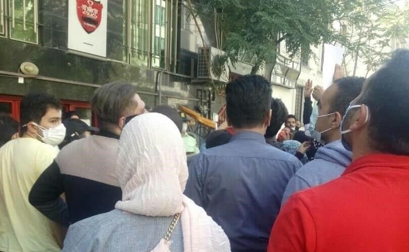 شعار حیاکن علیه درویش به خاطر استقلال بود/ هوادار پرسپولیس حق دارد نگران باشد