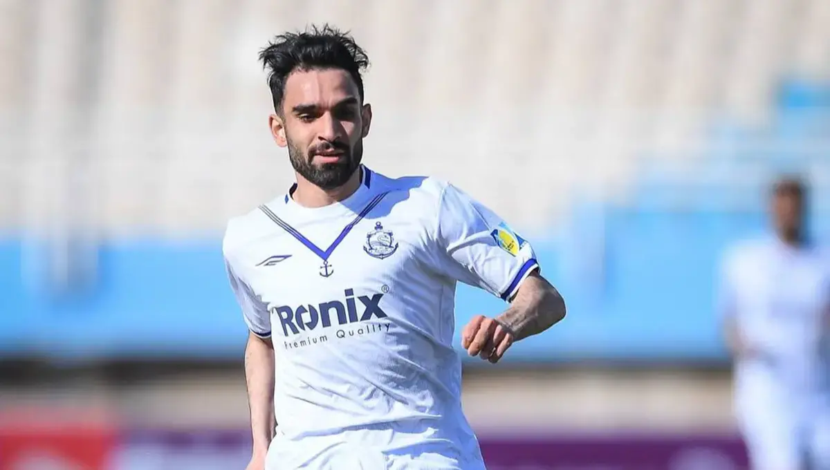 رضا جعفری در تمرین تیم فوتبال گل گهر سیرجان