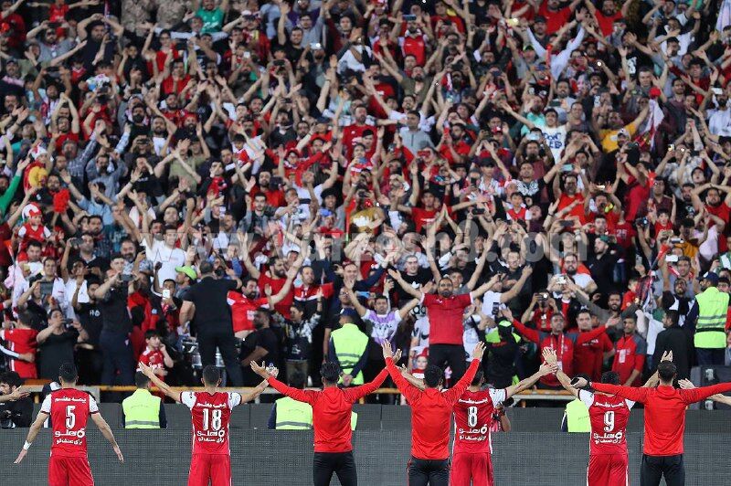 379095 چرا پرسپولیس را به دوران کرونا برمیگردانید؟/ عدالت در فوتبال قربانی بازسازی آزادی میشود