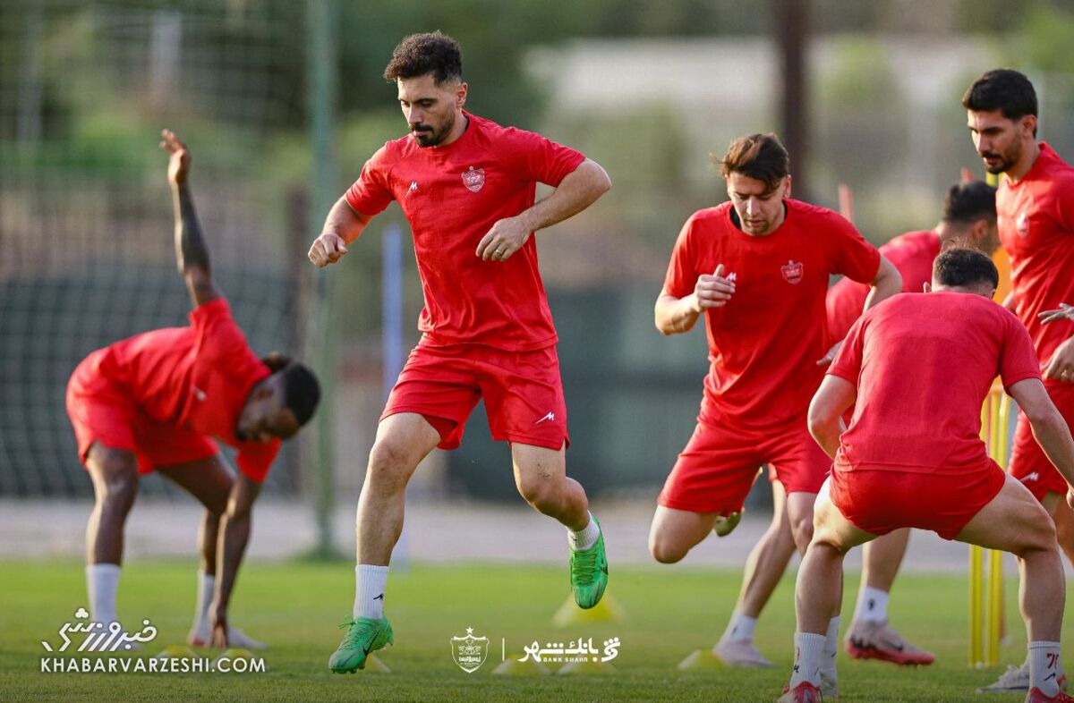 398795-1 چرا پرسپولیس را به دوران کرونا برمیگردانید؟/ عدالت در فوتبال قربانی بازسازی آزادی میشود