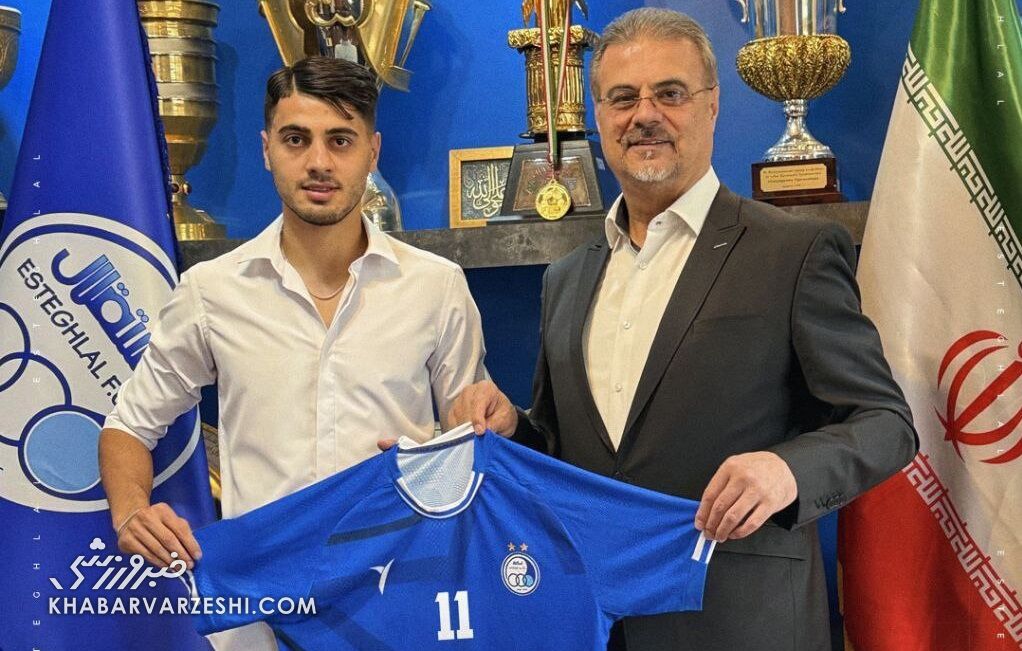 شکار بزرگ در تور آبی/ سعید سحرخیزان به استقلال پیوست