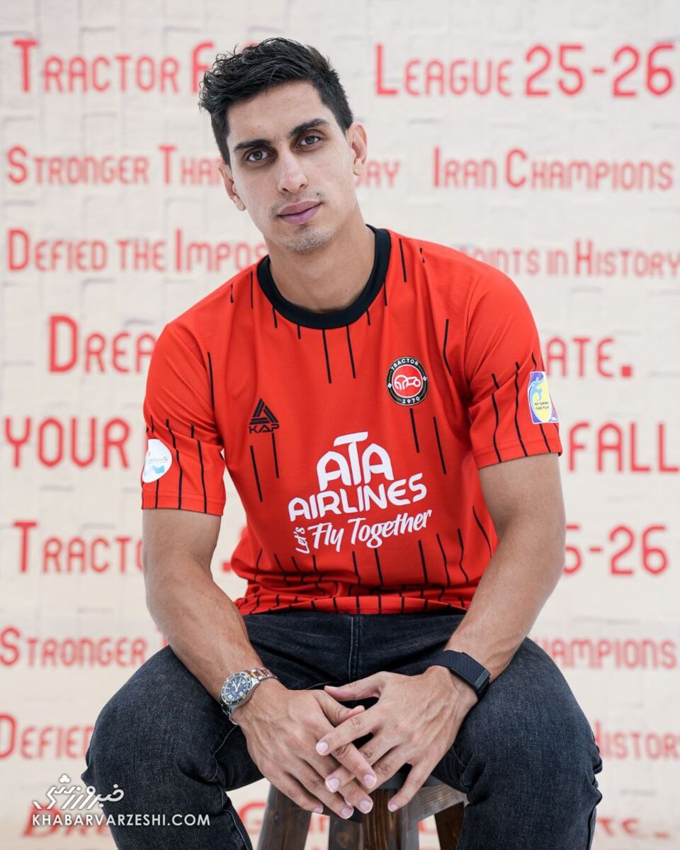 399362 رقیب استقلال رنگ قرمز را به رخ کشید! +عکس