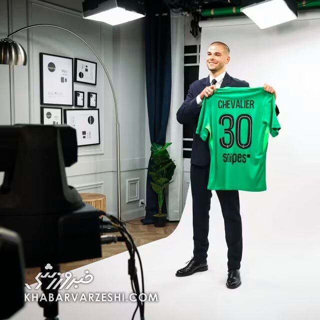 399380 شوالیه رسماً به پاریس پیوست/ رکورد گرانترین انتقال تاریخ فرانسه شکسته شد +عکس