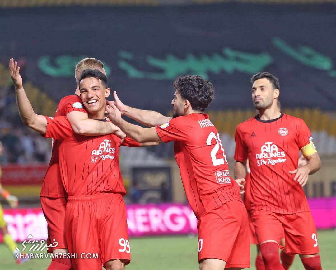 تراکتور تا صبح هم به استقلال گل نمی‌زد/ منتظر غافلگیری دوباره تیم ساپینتو باشید