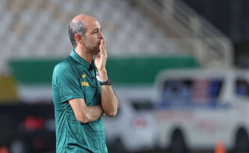 4479527 عکس زیرخاکی هاشمیان و نویدکیا پشت سر جواد نکونام