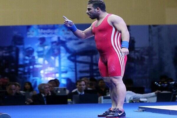 قهرمانی که با اشتباهاتش در مسیر سقوط قرار گرفت/ وزنه زدن برای هیچ!